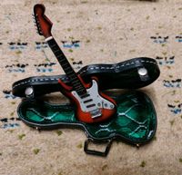 Miniatur Gitarre mit Gitarrenkoffer Nordrhein-Westfalen - Zülpich Vorschau