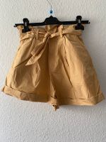 Uniqlo Paperbag Shorts Gr. XS in gelb beige Baden-Württemberg - Reutlingen Vorschau