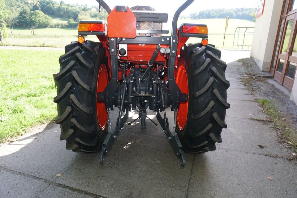 Kubota L1-452 Allradtraktor Schaltgetriebe in Kreischa