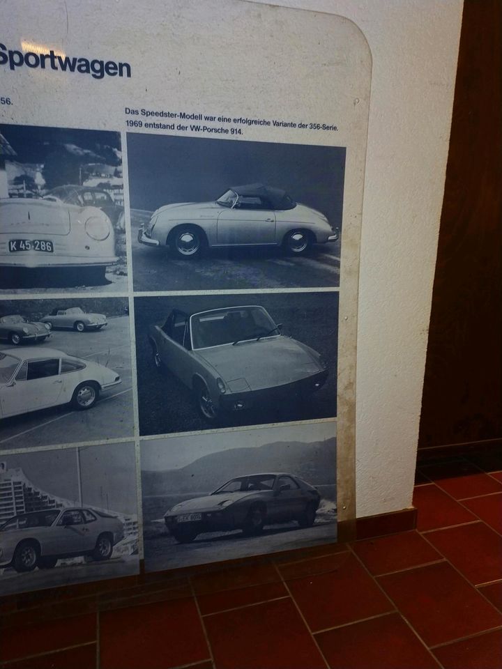Schild aus Porsche Autohaus 356 a b 911 912 914 924 928 in Üchtelhausen