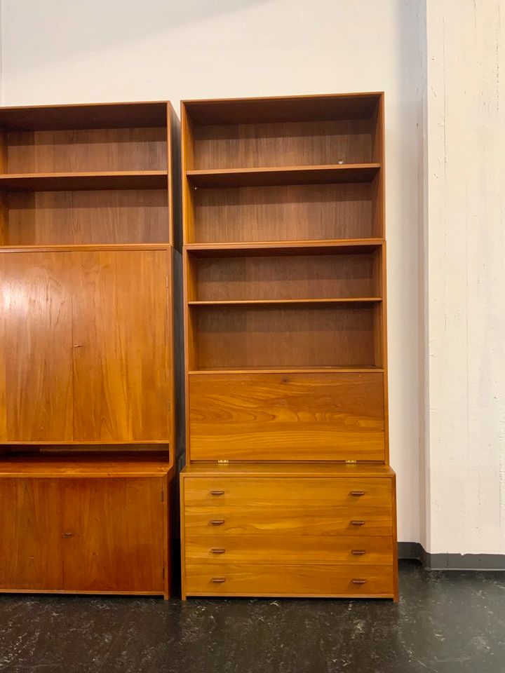 WEGNER RY-16 Teak Regal Schrank Kommode 50er MidCentury Design in Hamburg