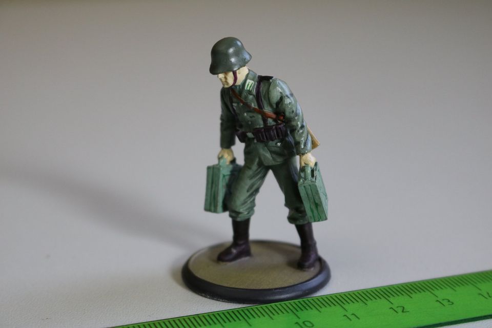 Deutscher Soldat Figur Wehrmacht WW2 Sammelfigur 2.WK Massefigur in Magdeburg