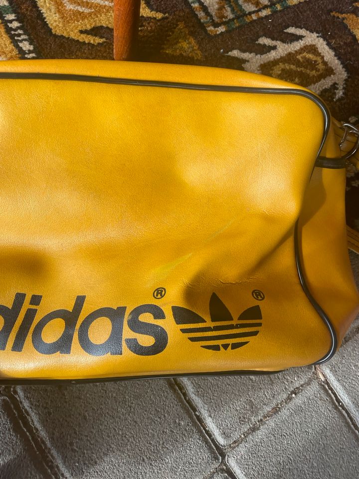 Vintage Sporttasche Adidas in Dortmund