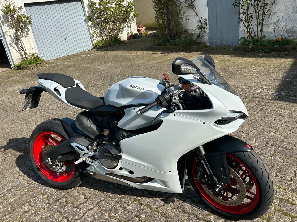 Ducati Panigale 899 in Brokstedt