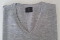 Bogner Pullover Hellgrau Schurwolle Feinstrick Sommerqual. XL Neu Brandenburg - Kleinmachnow Vorschau