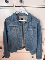 GAP Jeans Jacke in 38/40 Berlin - Neukölln Vorschau