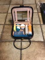 Kosmetikkoffer/-tasche Lack schwarz gebraucht 26x22x6 Nordrhein-Westfalen - Gummersbach Vorschau