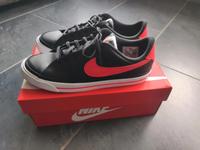 Nike court Legacy Gr. 39  wie neu Saarland - Ottweiler Vorschau