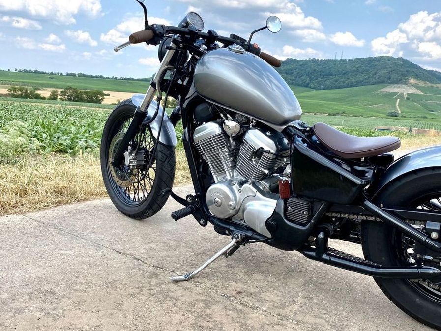 Honda Honda VT 600 Shadow Custom Bobber in Iphofen