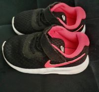 Nike Kinderschuhe schwarz pink Dresden - Leuben Vorschau