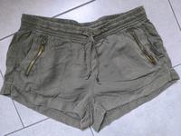 H&M Shorts * kurze Hose * Größe 42 * XL * Hessen - Offenbach Vorschau