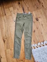 Zara Jeans xs mit Stein Applikation Köln - Porz Vorschau