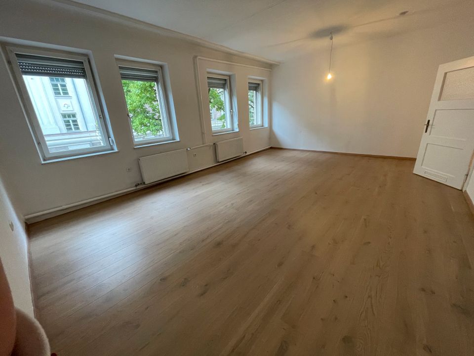 Lichtdurchflutete 3-Zimmer-Wohnung mit Balkon zum Innenhof in Nürnberg (Mittelfr)