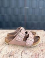 Sehr schöne Birkenstock Arizona mit Nieten rose nude Special rar Nordrhein-Westfalen - Minden Vorschau