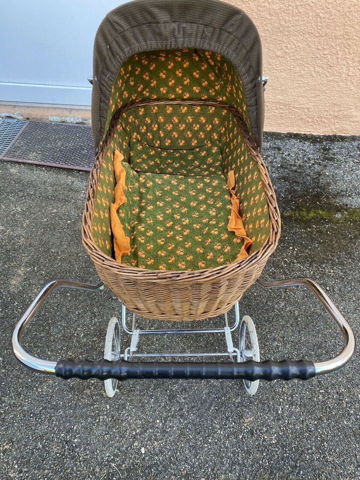 Retro/Nostalgischer Puppenwagen, vintage, Kinderwagen in Göppingen