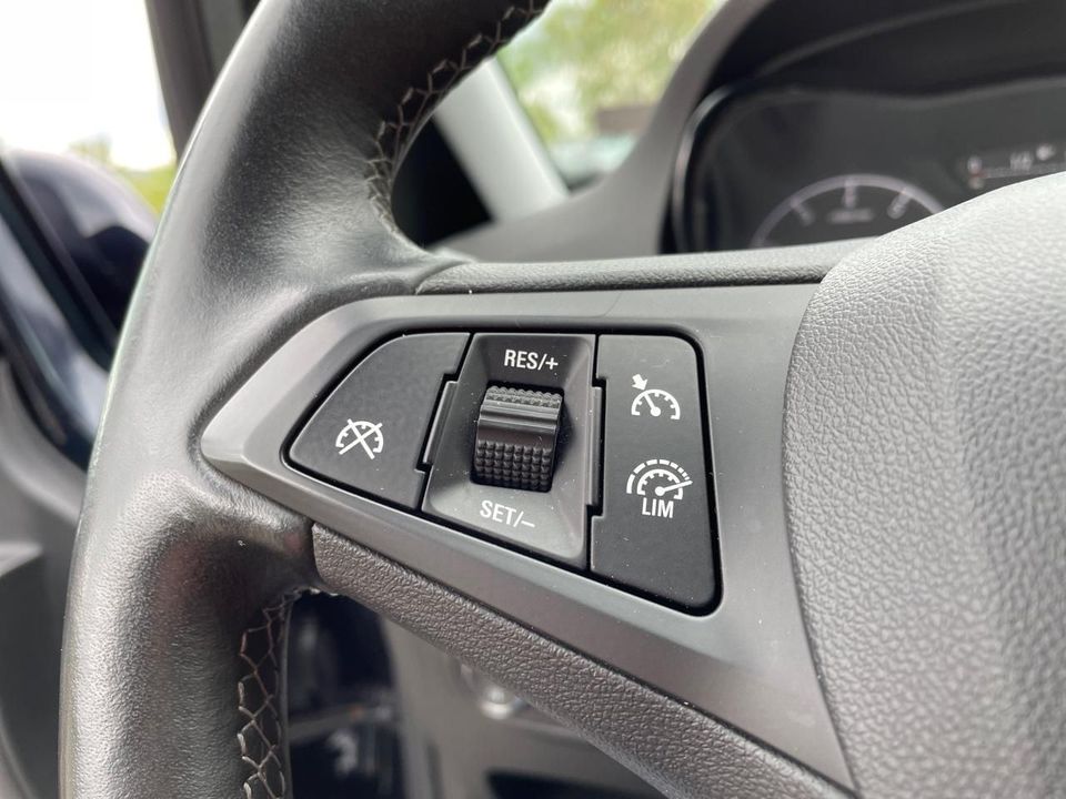 Opel Corsa E 1.2 120Jahre +Sitzh. +Lenkradh. +CarPlay in Vacha