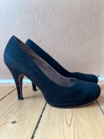 Tamaris Pumps Kunstleder schwarz Größe 40 Absatz 10cm Plateau 1cm Hessen - Wiesbaden Vorschau