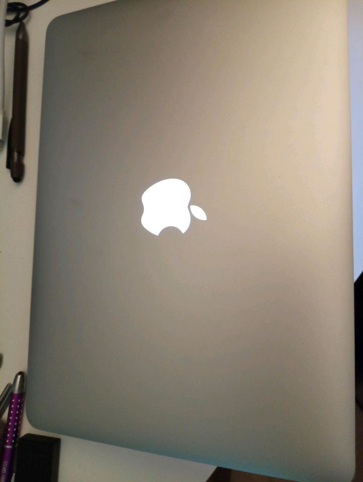 MacBook Air 2015, i5, 8GB, 128GB in Villingen-Schwenningen