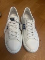Versace Sneaker wie Neu 42,5 Original Baden-Württemberg - Tübingen Vorschau