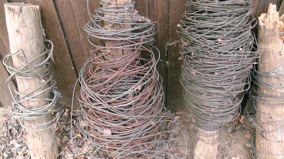 Weidedraht Glattdraht war für Pferdehaltung paar hundert Meter in Trappenkamp