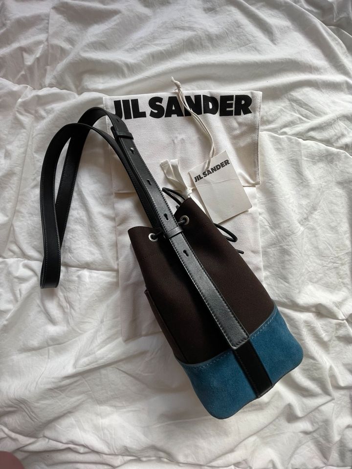 Jil Sander Bucket Bag in Berlin