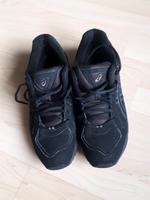 ASICS Gel Mission / Sportschuhe / schwarz / Gr. 9 (40,5) Niedersachsen - Winsen (Aller) Vorschau