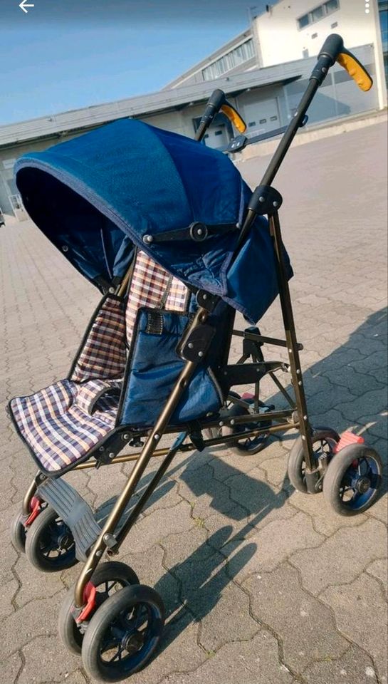 Buggy Kinderwagen Urlaub Flug Auto in Hamburg