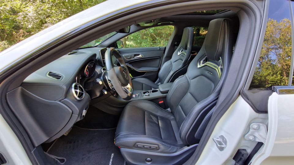 Mercedes CLA 45 AMG Shooting Brake in Filderstadt