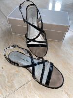 Schicke schwarze Sandalen von Tamaris Gr 38 Hessen - Hattersheim am Main Vorschau