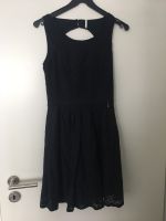 Only Kleid Sommerkleid Rückenausschnitt Gr. 34 S Blau Spitze Düsseldorf - Pempelfort Vorschau