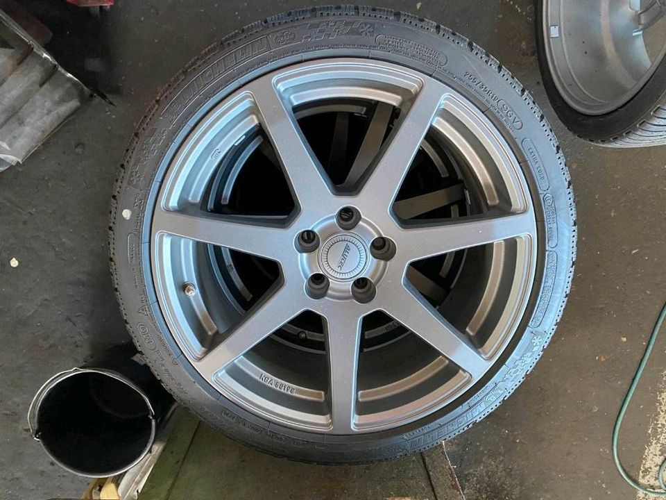 Autec Felgen 19Zoll Michelin Reifen in Bremerhaven