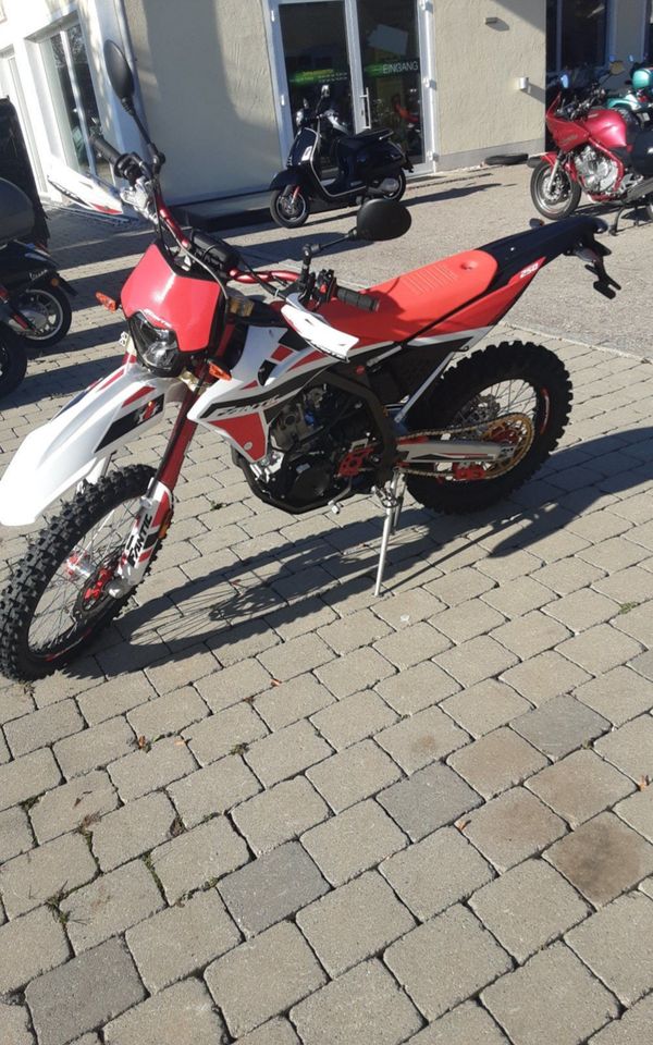 Fantic 250 XEF Enduro Neufahrzeug sofort verfügbar in Petting