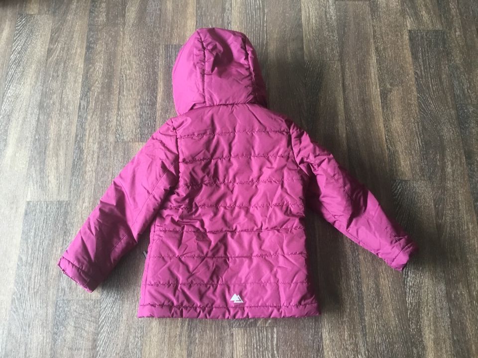 Winterjacke Gr.116 Skijacke weinrot w.neu Mädchen Anorak in Könnern