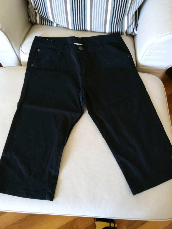 Capri,  3/4 Hose, schwarz, Gr. 42, Gina Benotti in Ense