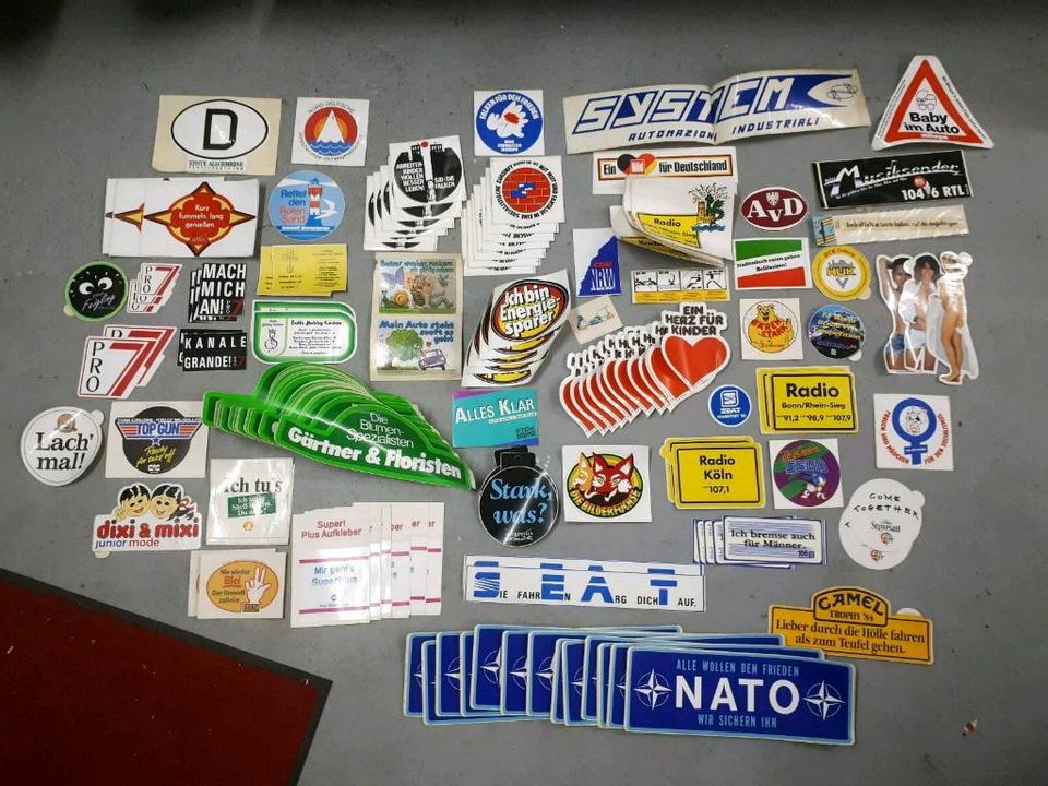 Alte Auto Aufkleber Sticker Decals 80er Jahre in Ruppichteroth