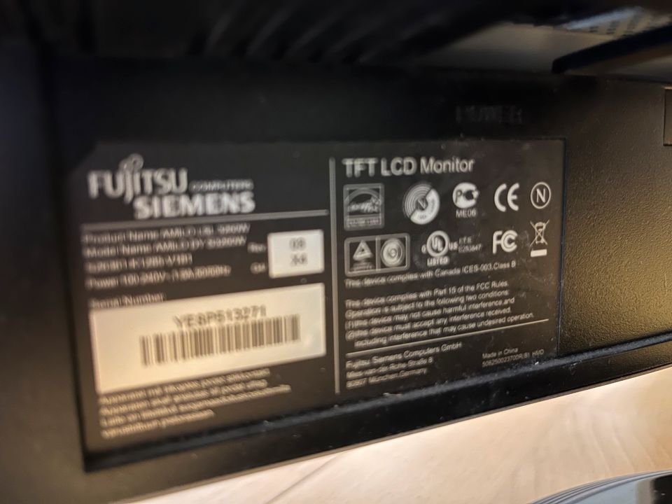 Fujitsu Siemens TFT LCD Monitor zu verschenken in Potsdam