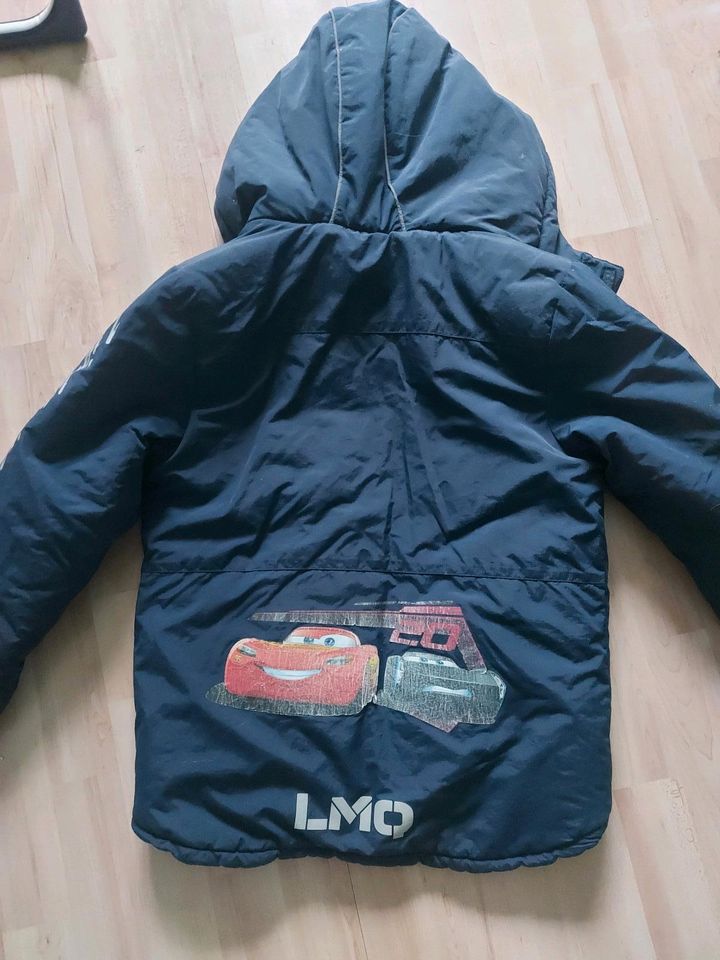 Winterjacke Junge "Cars" gr.128 in Berlin