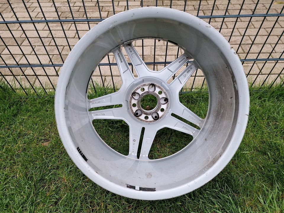 Mercedes W221 S klasse AMG 20 Zoll Felge 8.5J A2214016202 in Oyten