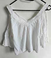 weiße Bluse mit Cut-Outs und Spitze Hollister Gr. S Bayern - Großostheim Vorschau
