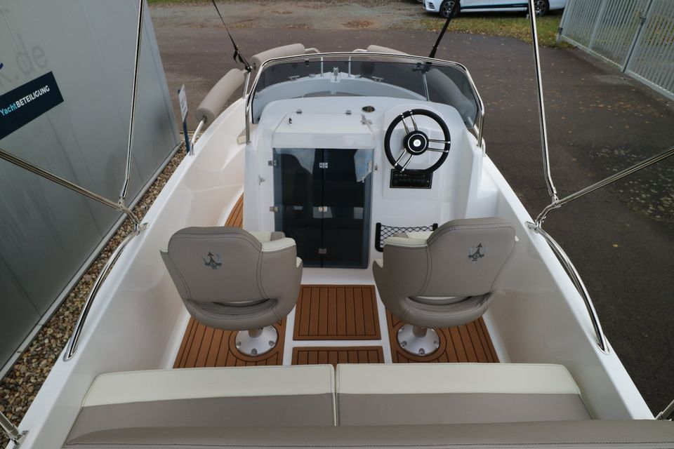 Aquila 5.3 Sun - NEU - Boot mit Motor Suzuki 70PS - in Rechlin