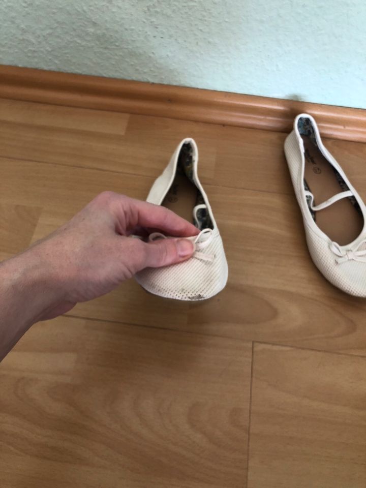 Mädchen Ballerinas Gr.37 in Viersen