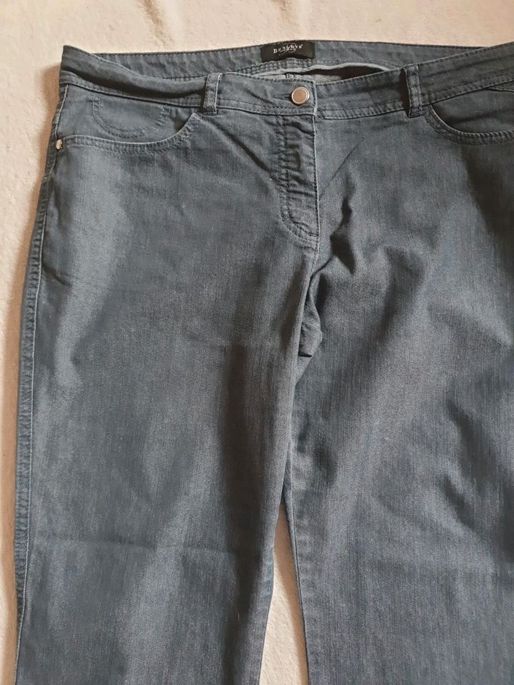 Bexleys Damen Jeans Hose gr.46/48,(23),strech Hose,VB.6 € in Zell (Mosel)