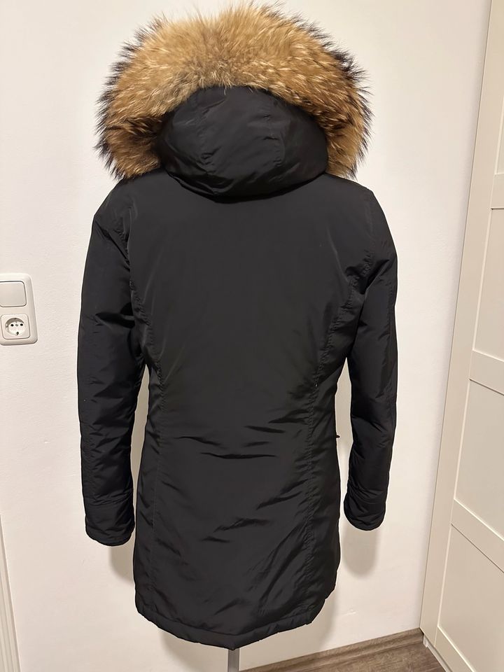 Woolrich Arctic Parka Damen - Größe M in Zeven