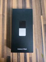 Samsung Galaxy Z Flip 5 - 512 GB - Beige - Neu! Köln - Nippes Vorschau