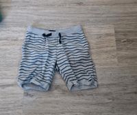 Kinder Jungen kurze Hose Shorts Gr. 104 110 Mecklenburg-Vorpommern - Stralsund Vorschau