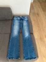 Jeans Guess. 105 cm, 27 Köln - Ehrenfeld Vorschau