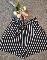 Amisu Shorts kurze Hose Gr. 34 Top Zustand Sachsen - Neumark Vorschau