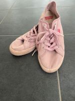 Levis Sneaker Damen rosa Gr. 39 München - Bogenhausen Vorschau