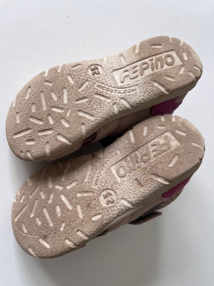 Pepino Sandalen Größe 23 in Kassel