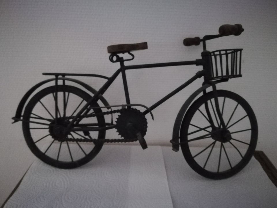 dekoratives Fahrradmodell, 50 cm breit, 25 cm hoch, wunderschön in Tarp